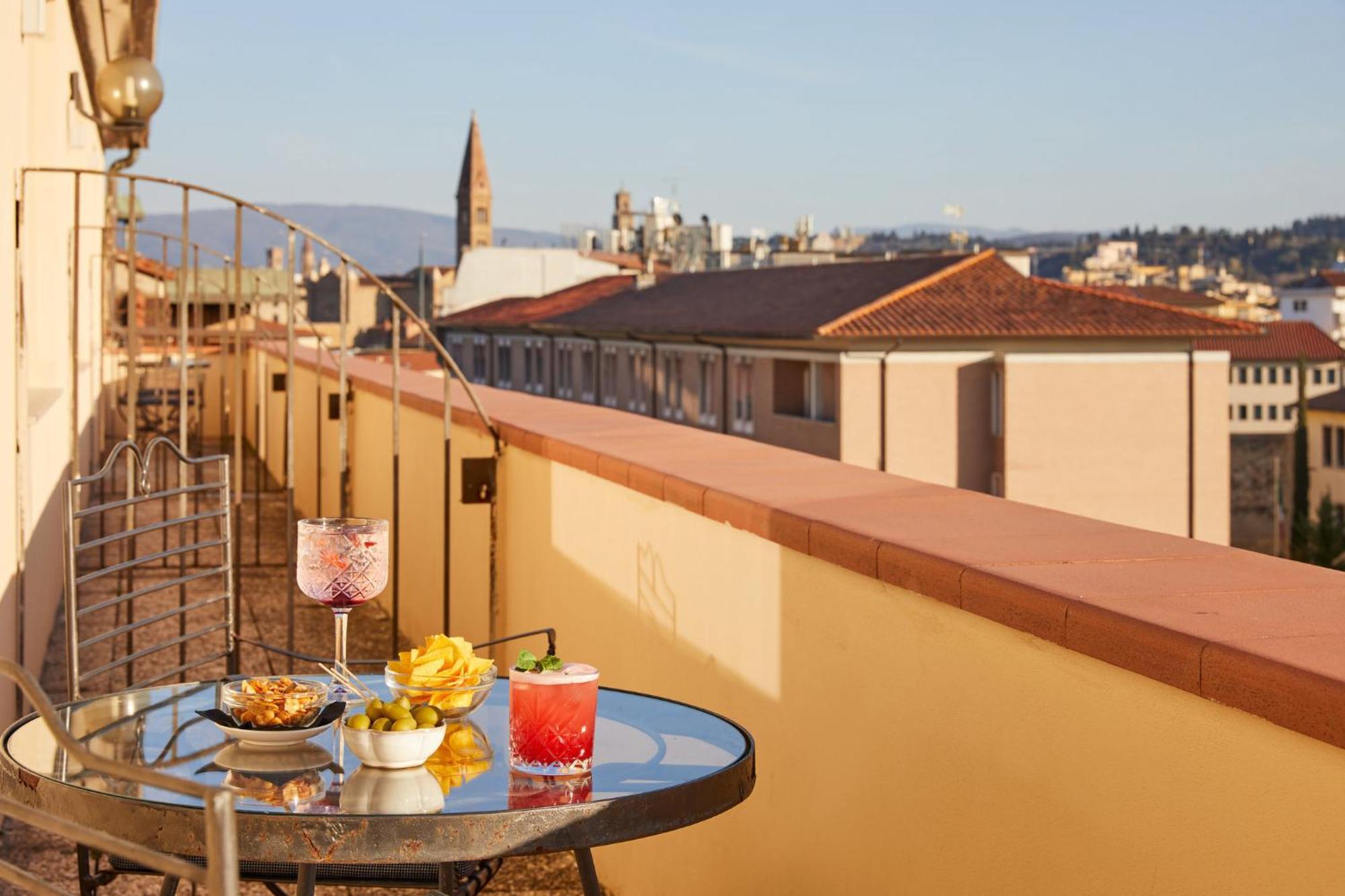 Hotel Indigo Florence By Ihg Exterior photo