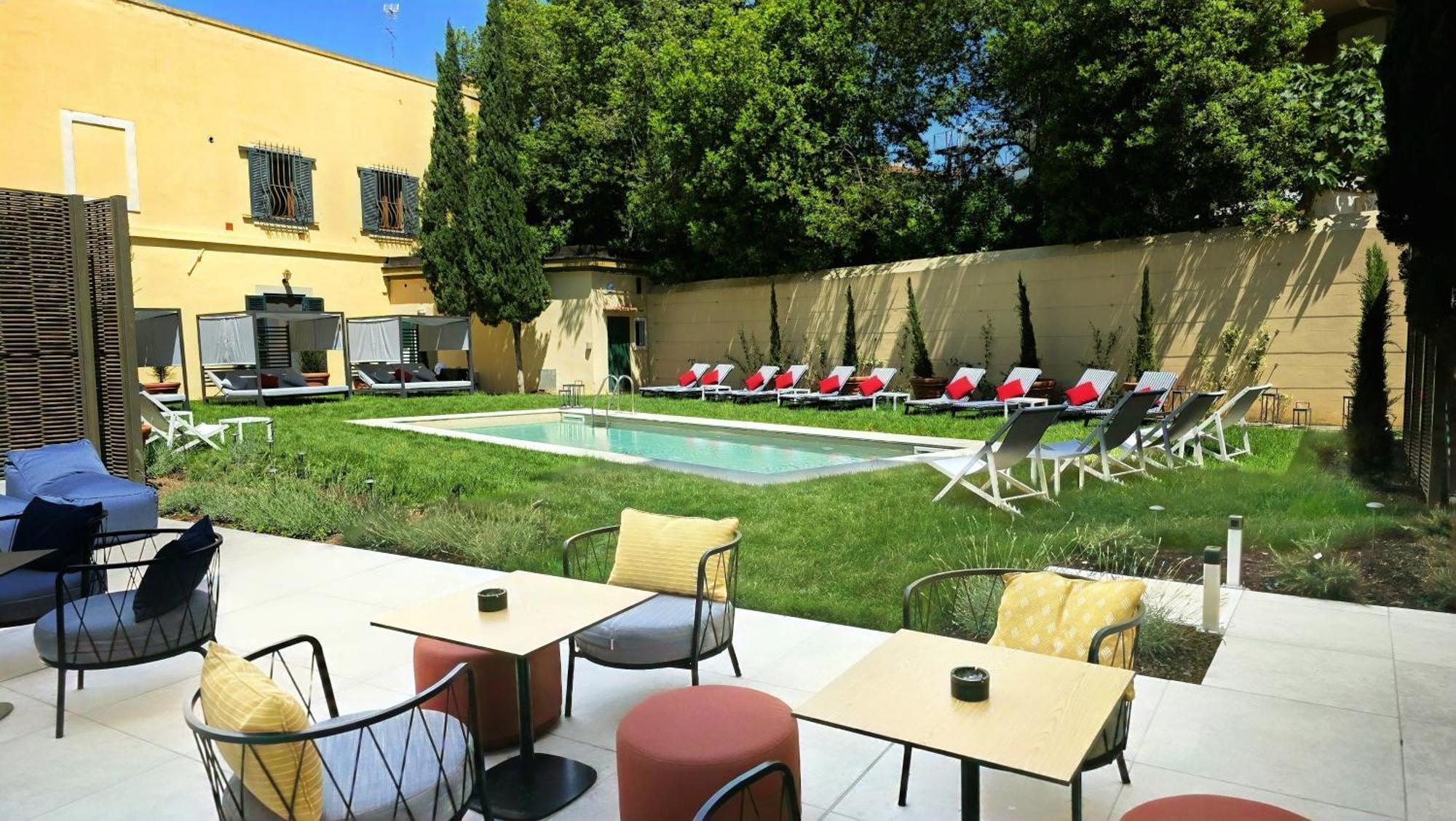 Hotel Indigo Florence By Ihg Exterior photo